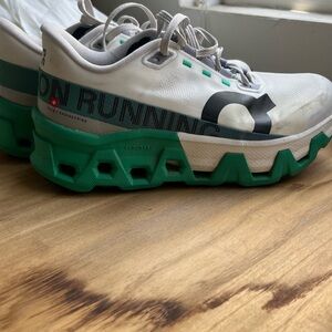 On Running CloudMonster Hyper